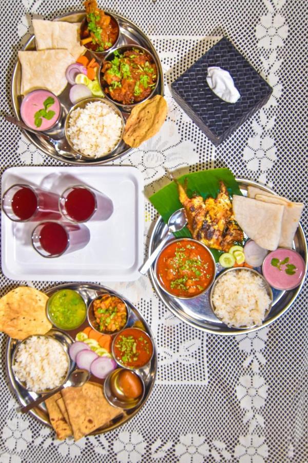 Shree Maldatta House Vaishet ภายนอก รูปภาพ