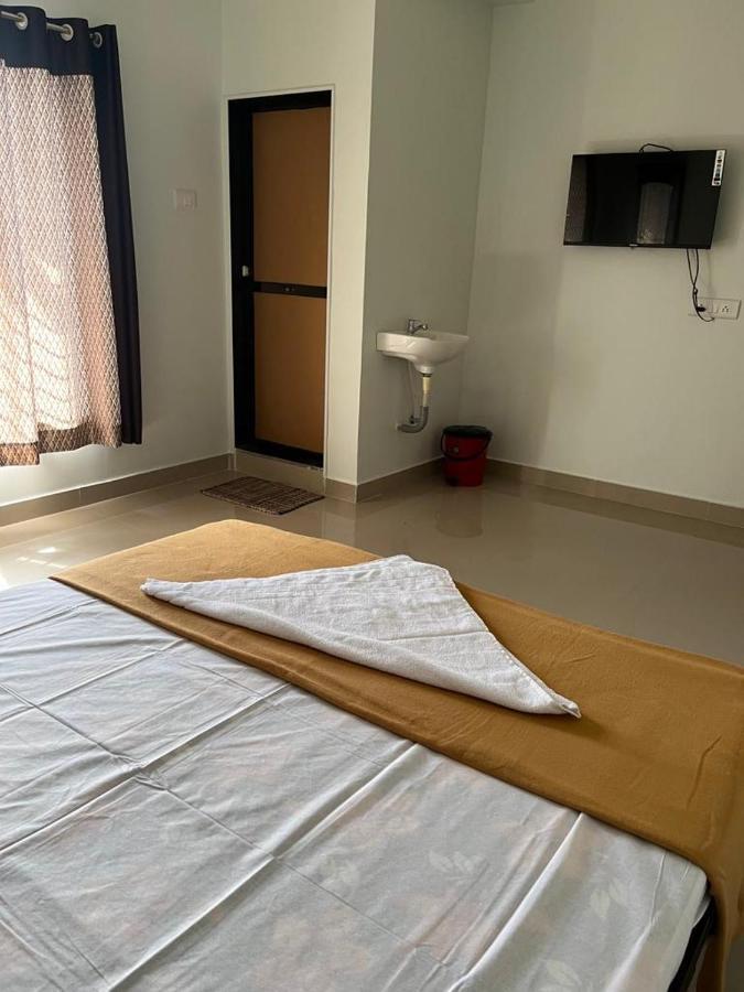 Shree Maldatta House Vaishet ภายนอก รูปภาพ